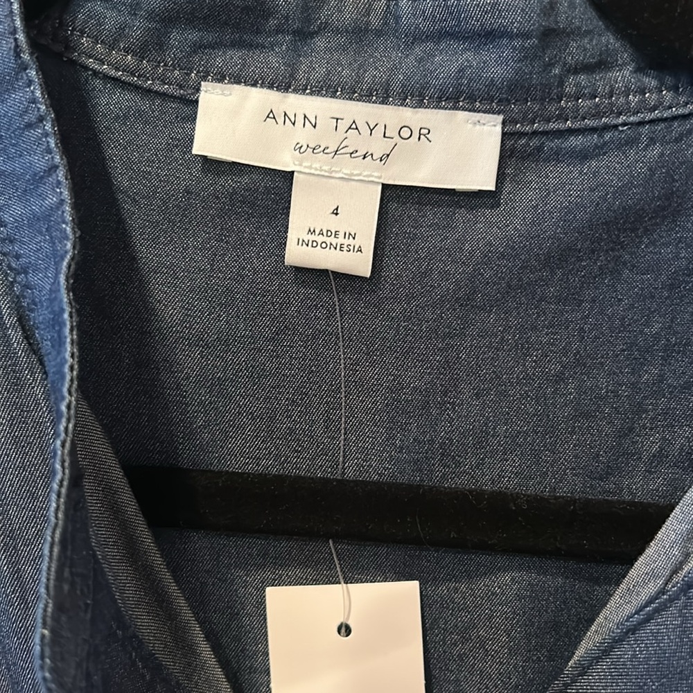 Ann Taylor Blue Jumpsuit with Wrap Top and Wide Legs-brand new with tags !💕 - Picture 4 of 12